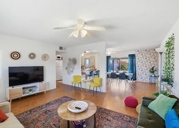 Resort, Pool With Diving Board, 4br